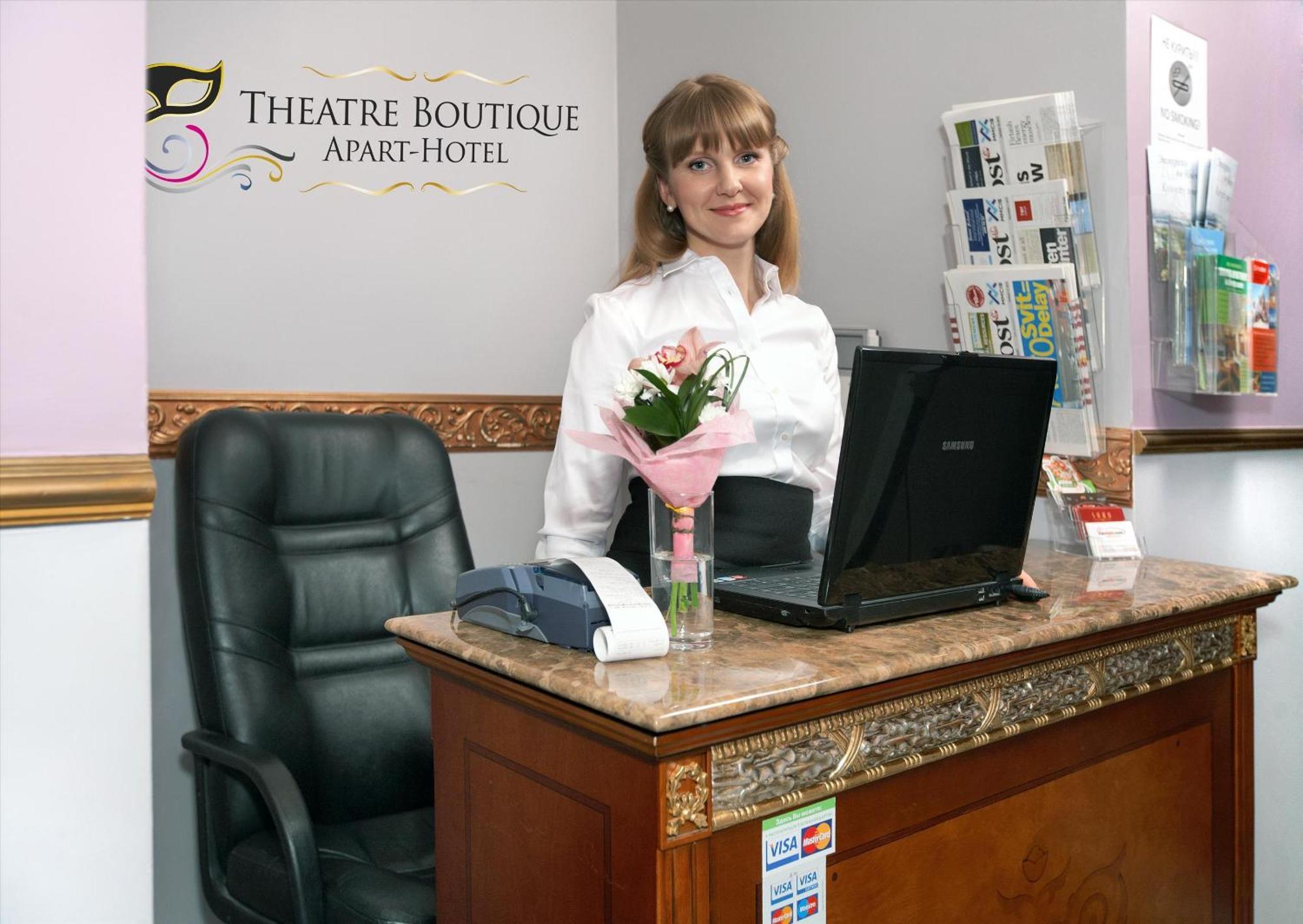 Theatre Boutique Apartments Kijev Kültér fotó